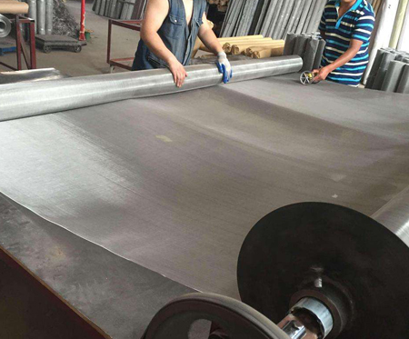 Stainless steel screen cloth